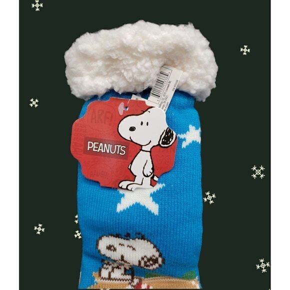 NWT Snoopy Slipper Socks Peanuts Sherpa Lined No Slip Grips One Sz Gift - Picture 4 of 6